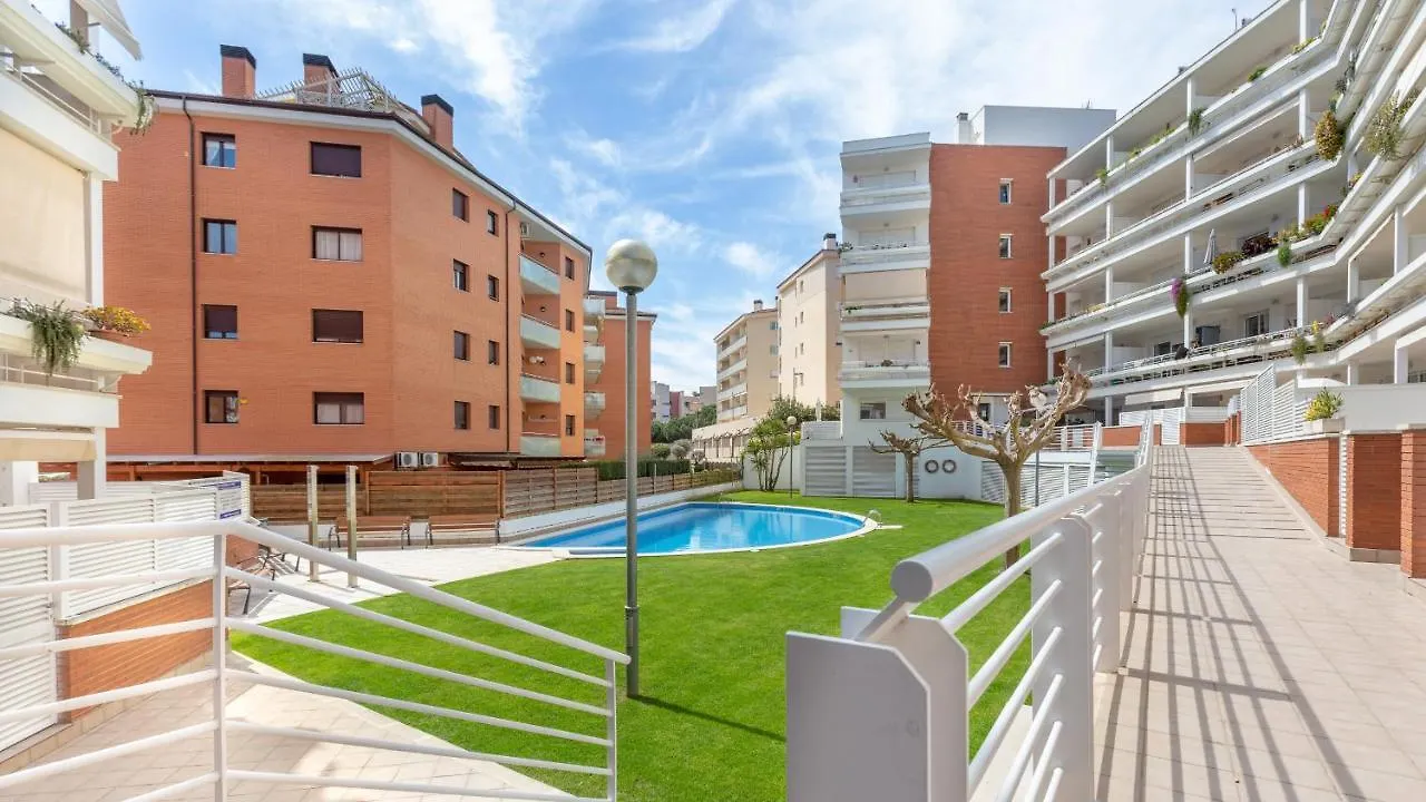 2 Kist02 - Lloret De Mar 0*,